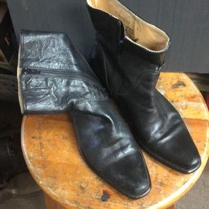 Kenneth Cole women’s ankle boots size 7.5